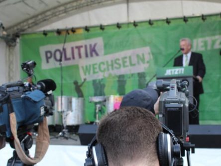 Demokratiereformen auf Länderebene Titlebild